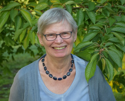 Marion Henze